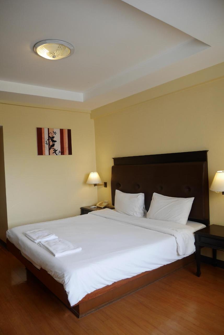 Roma Hotel Khon Kaen Eksteriør bilde